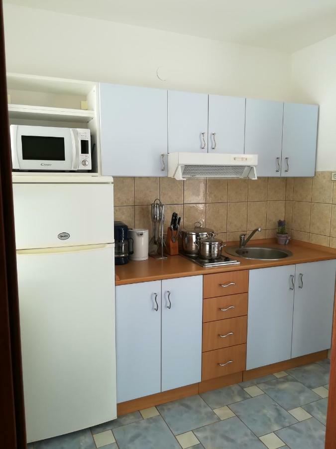 Apartments Kosec Врси Экстерьер фото